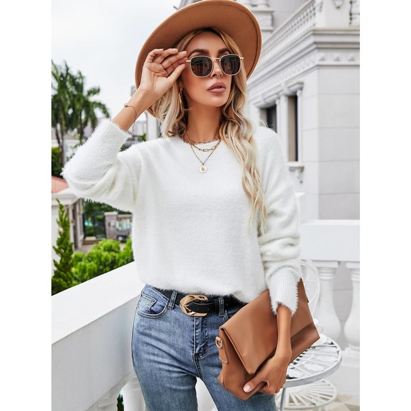 soft knit Fuzzy crewneck Sweater white boho minimalist preppy fall winter - Picture 3 of 12